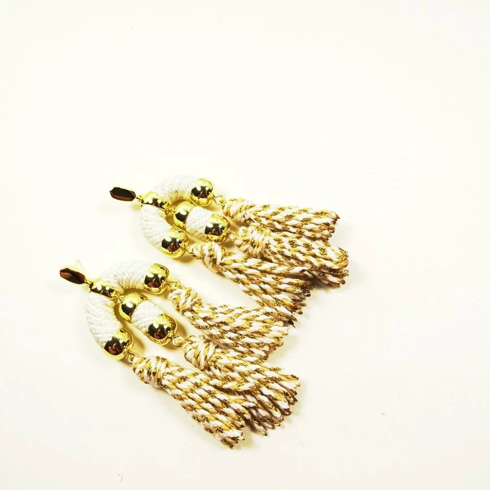 KENDRA SCOTT Gold Plated Masie Statement Tassel Drop Earrings in White - Picture 5 of 7
